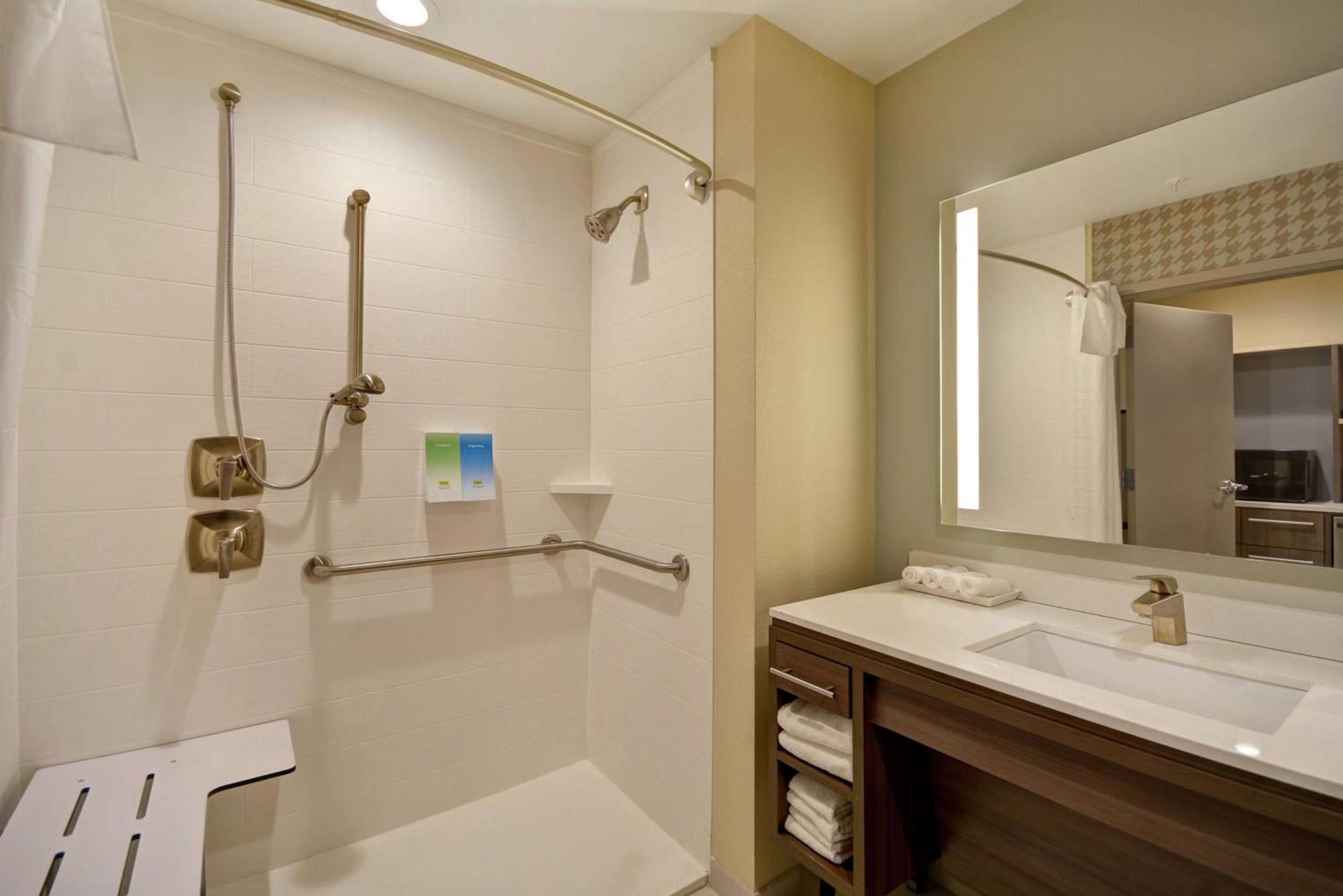 Home2 Suites At The Galleria Houston Exterior photo